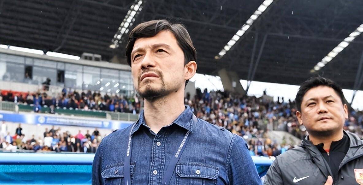 帅集体赋闲在家?谢晖领衔这阵容太可惜了!九游会网址是多少中超下月开踢四大本土名(图1) 帅集体赋闲在家?谢晖领衔这阵容太可惜了!九游会网址是多少中超下月开踢四大本土名(图1)