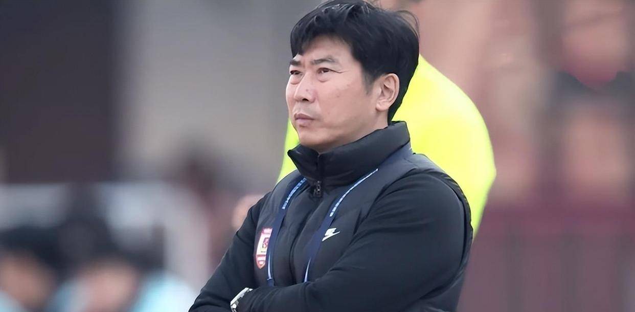 帅集体赋闲在家?谢晖领衔这阵容太可惜了!九游会网址是多少中超下月开踢四大本土名(图2) 帅集体赋闲在家?谢晖领衔这阵容太可惜了!九游会网址是多少中超下月开踢四大本土名(图2)